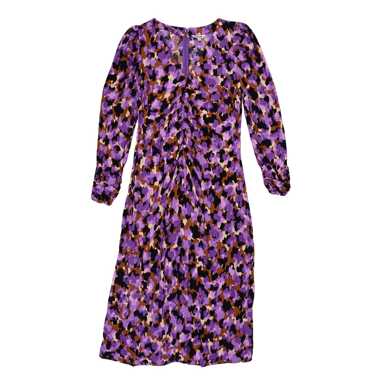 Kasuatatud naiste riided (1)